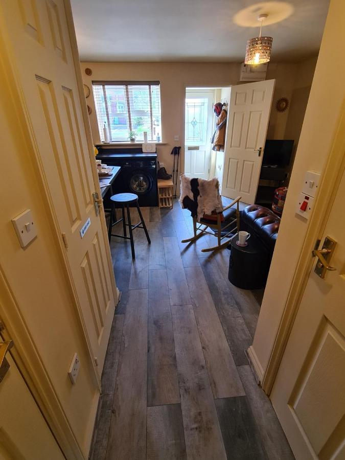 The Shambles By Spires Accommodation A Boho Styled Place To Stay Just 3 Miles From Birches Valley Visitors Centre Cannock Chase รูจลีย์ ภายนอก รูปภาพ