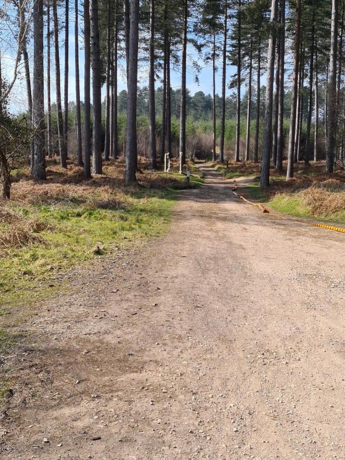 The Shambles By Spires Accommodation A Boho Styled Place To Stay Just 3 Miles From Birches Valley Visitors Centre Cannock Chase รูจลีย์ ภายนอก รูปภาพ